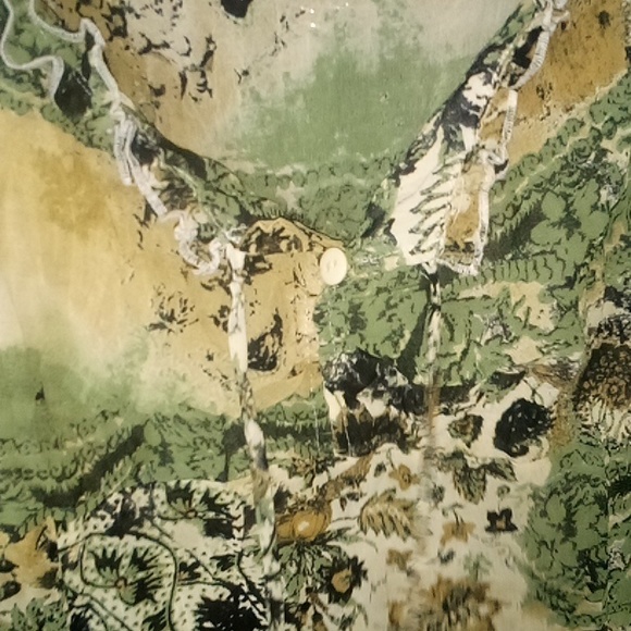 Blouse - Picture 2 of 3